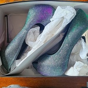 Carlos Santana Bel-Air, Blue